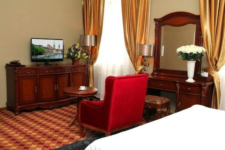 Ub City Hotel