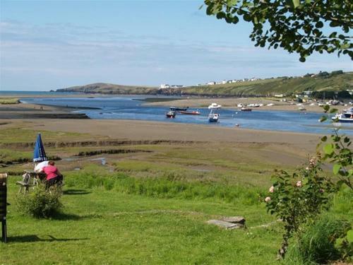 Llanmair