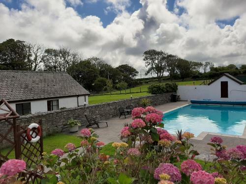 Trenewydd Farm Holiday Cottages