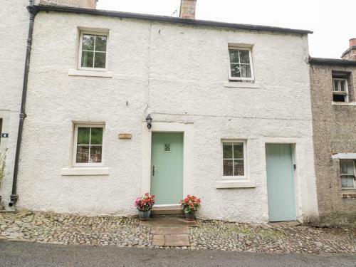 Whirligig Cottage