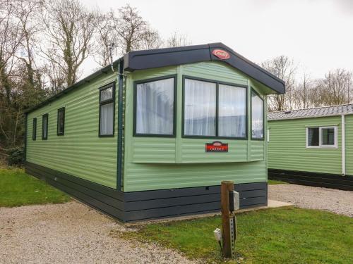 12a Borwick Lakes