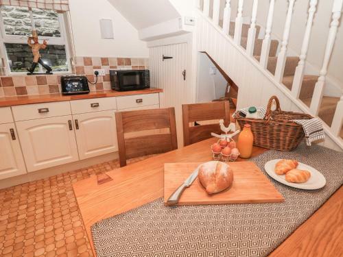 Laburnum Cottage