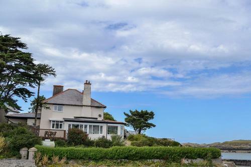 The Moorings