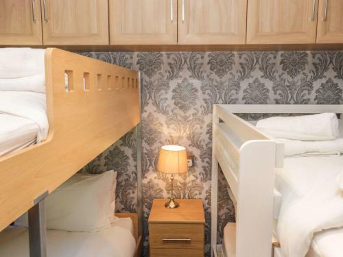 Impeccable 3-bed Lodge At Cayton Bay Holiday Park