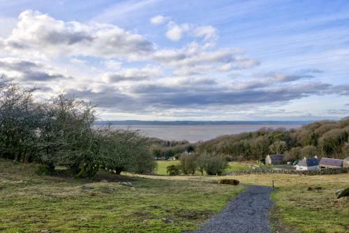 Knowe Lodge