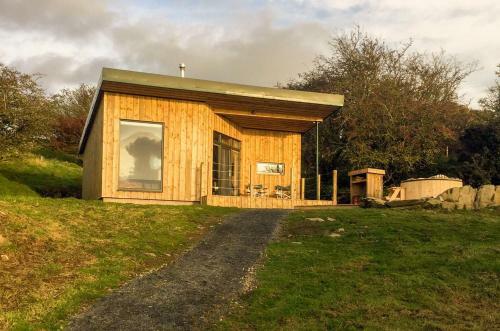 Knowe Lodge