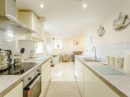 Wagtail Cottage - Uk33096