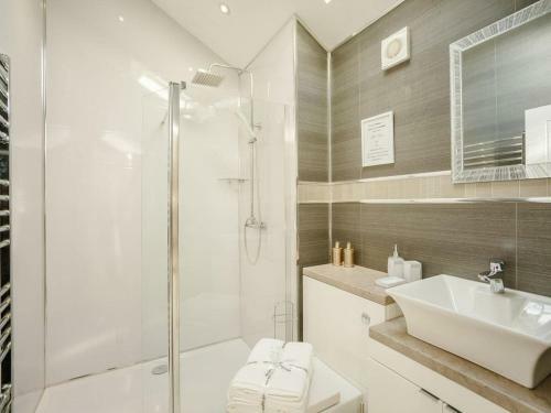 Peewit Cottage - Uk33161