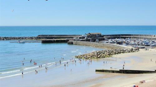 Fleur Of Charmouth