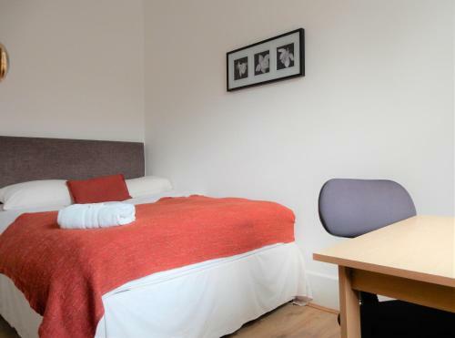 Hostal Double Room, Chatham Dockyard
