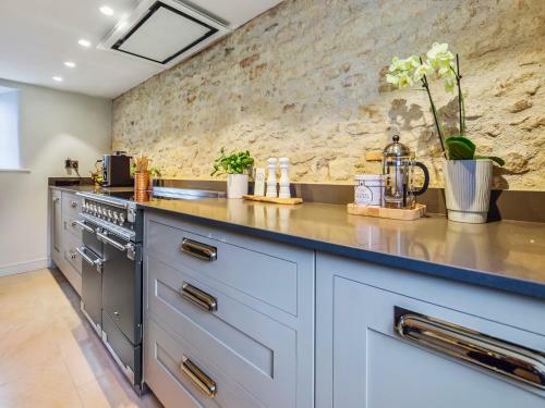 Westerleigh Cottage