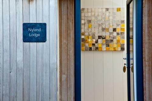 Nyland Lodge, Strawberryfield Park