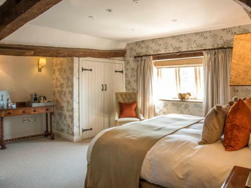 Bed & Breakfast Woolmarket House