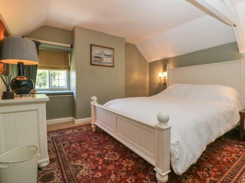 4 Maidens Row