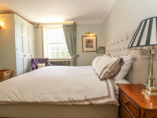 4 Maidens Row
