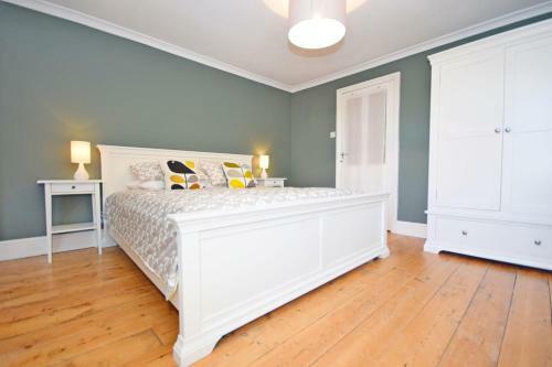 Broyle House, Chichester