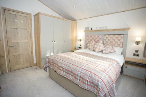 6 Berth Luxury Lodge In Christchurch Dorset