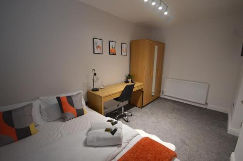 Luxury 3 Bedroom Ground Floor Apartment - Coventry
