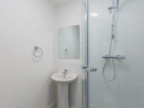 Hostal Townhouse @ 166 Ruskin Road Crewe