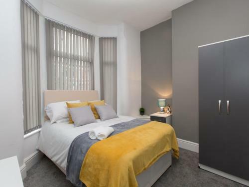 Hostal Townhouse @ 166 Ruskin Road Crewe