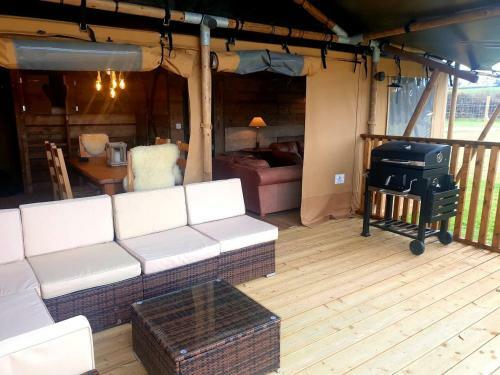 Luxury Safari Lodge Surrounded By Deer!! 'roe'
