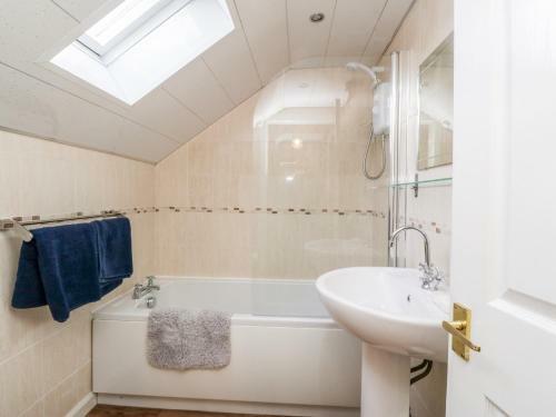 Faerie Knowe Cottage