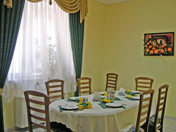 Zimbru Hotel