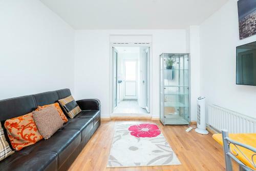 Dagenham 4 Bedhouse Rm10