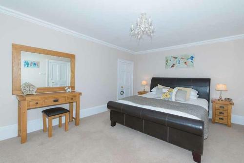 Balmeadowside Farmhouse Near Cupar Fife