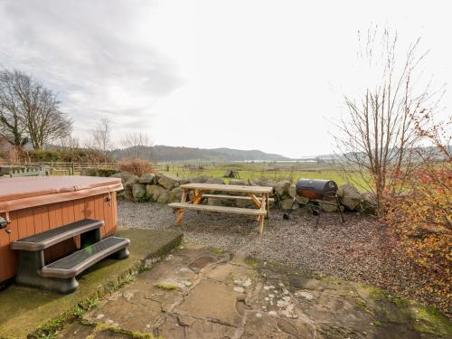 Lintie Cottage