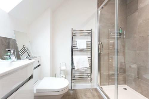 Remarkable 2-bed Apartment In Culross