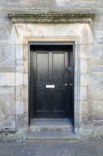 Remarkable 2-bed Apartment In Culross