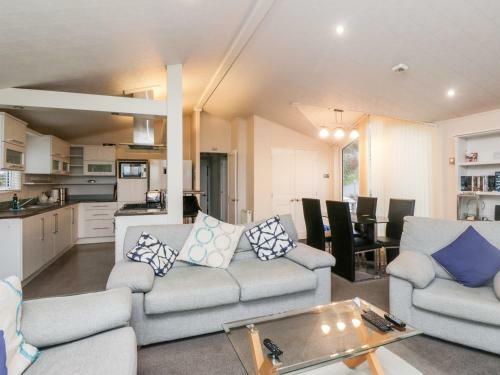Oyster Bay Lodge