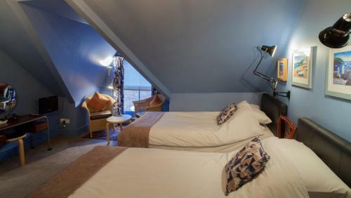 Bed & Breakfast Hill View House