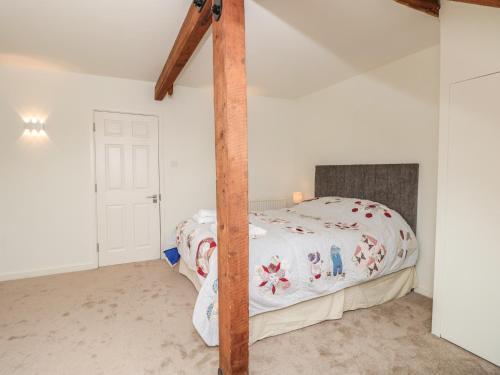 Lower Norton Apartment