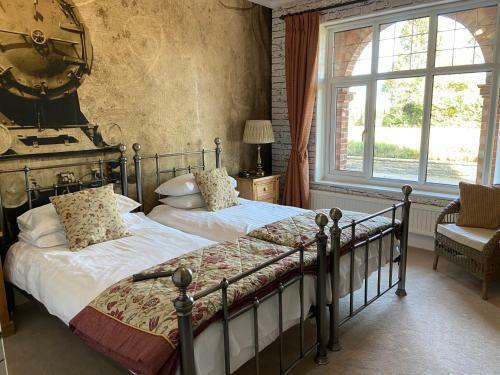 Hostal Westergate House