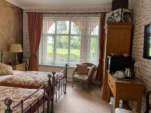 Hostal Westergate House