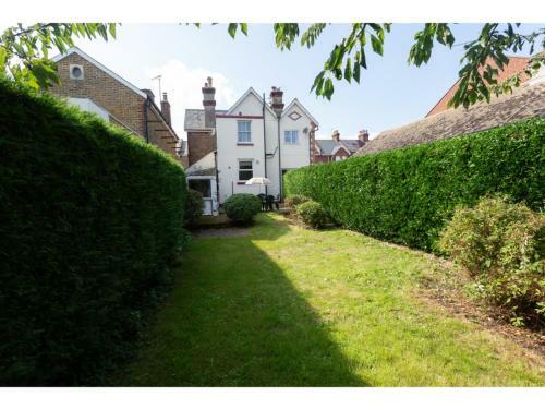 Sandown Villa Holiday Home