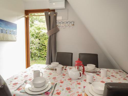 Sunshine Chalet (no 85)