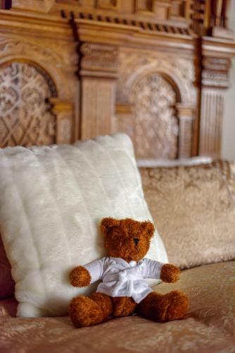 The Saddleworth Hotel
