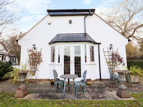 The West Wing, Denbigh