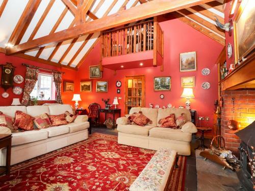 The West Wing, Denbigh