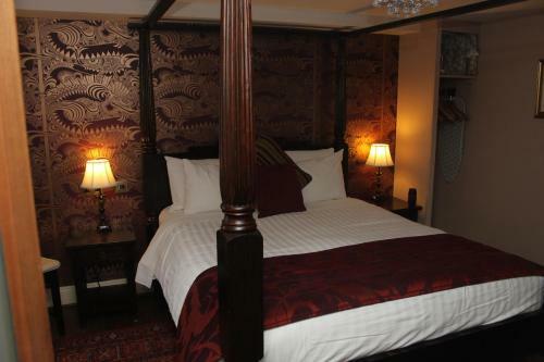 The Courtyard Hotel At The Stenson Bubble