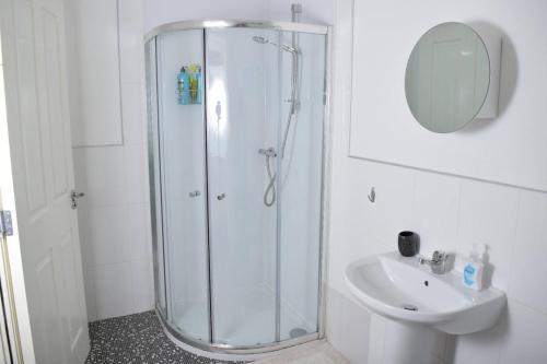 Apartamento Large Stylish City Centre Flat