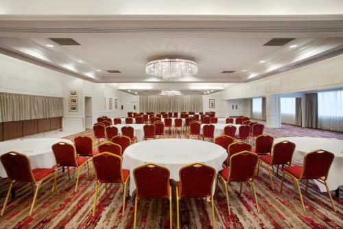 Hotel Jurys Inn Aberdeen Airport
