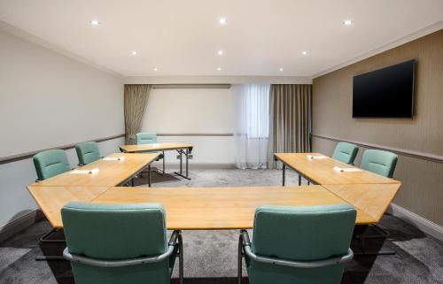 Hotel Jurys Inn Aberdeen Airport
