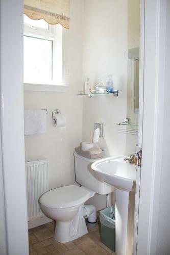 Hostal Whitecroft B&B