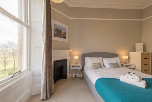 Bruntsfield Place - Beautiful 2 Bed Apartment With Spectacular Views!