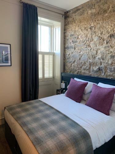 Posada The Balerno Inn