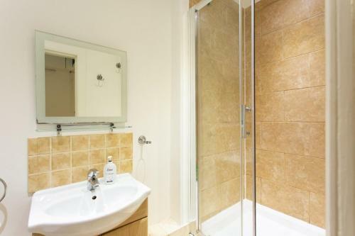 Incredibly Central 2 Bed Apartment